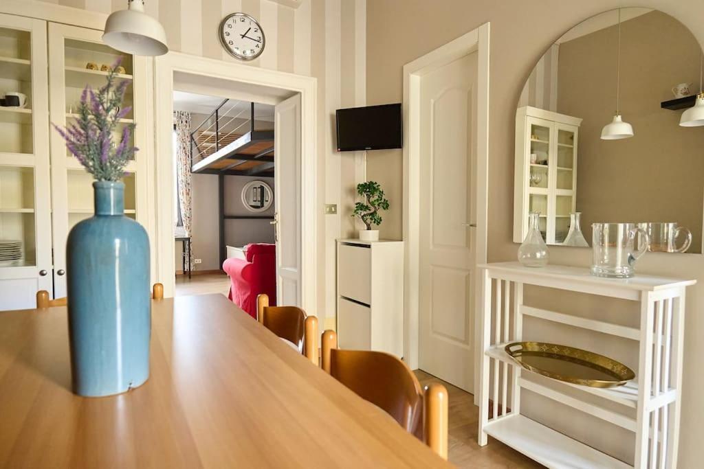 Modern Apartment - Near Isola Distric And Centrale Milaan Buitenkant foto